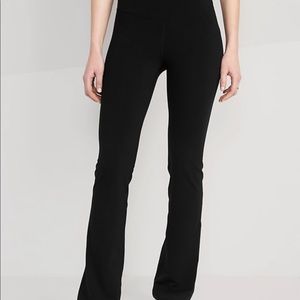 Old navy high waisted slim cut yoga pants